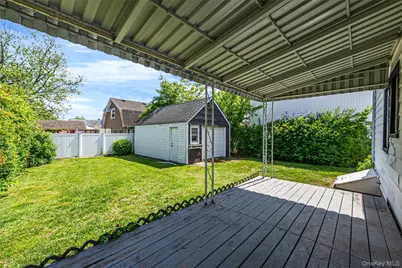 1734 Bernard Street, Merrick, NY 11566 - Photo 5