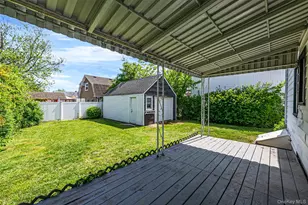 1734 Bernard St, Merrick, NY 11566 - Photo 5