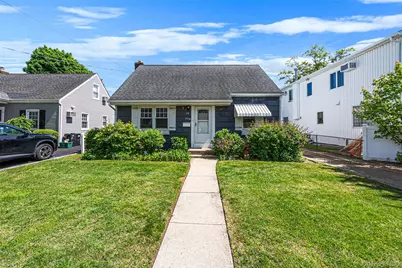 1734 Bernard Street, Merrick, NY 11566 - Photo 3