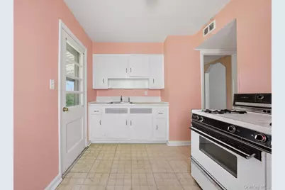 1734 Bernard Street, Merrick, NY 11566 - Photo 19