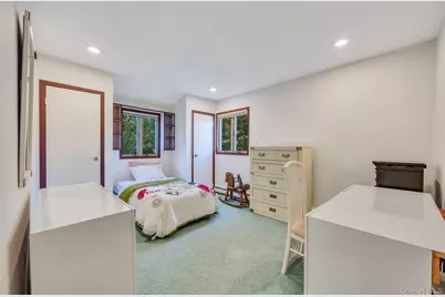9 Quincy Lane, Smithtown, NY 11787 - Photo 27