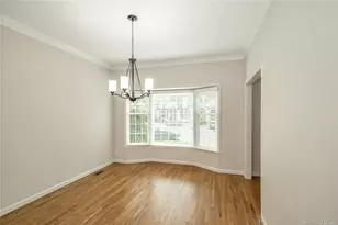 22 Duke Of Gloucest, Manhasset, NY 11030 - Photo 13