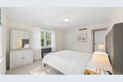 50 Wilmot Road, New Rochelle, NY 10804 - Photo 11