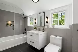 50 Wilmot Rd, New Rochelle, NY 10804 - Photo 9