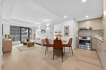 33-71 Prince St #6K, Flushing, NY 11354 - Photo 3