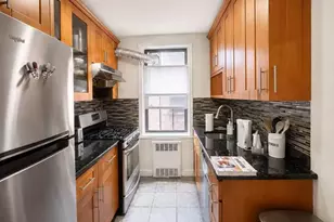 150-29 72nd Rd, Flushing, NY 11367 - Photo 5