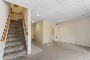 103 Alexander Ct, Nanuet, NY 10954 - Photo 29
