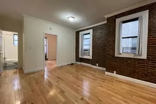 2106 35, Astoria, NY 11102 - Photo 3