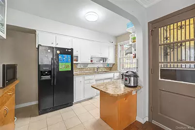 15911 65th Avenue, Fresh Meadows, NY 11365 - Photo 11