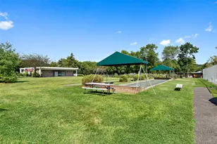 51 Jefferson Oval, Yorktown Heights, NY 10598 - Photo 19