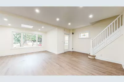 71-32 Loubet Street, Forest Hills, NY 11375 - Photo 5