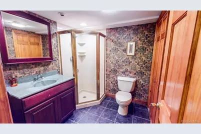 41 Westbrook Lane, Roosevelt, NY 11575 - Photo 19