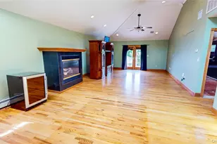 41 Westbrook Ln, Roosevelt, NY 11575 - Photo 17
