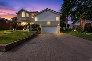 41 Westbrook Ln, Roosevelt, NY 11575 - Photo 25