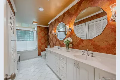20 Astro Place, Dix Hills, NY 11746 - Photo 21