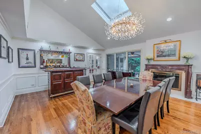 20 Astro Place, Dix Hills, NY 11746 - Photo 15