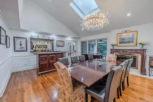 20 Astro Pl, Dix Hills, NY 11746 - Photo 15