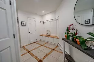 20 Astro Pl, Dix Hills, NY 11746 - Photo 11