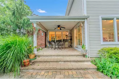 20 Astro Place, Dix Hills, NY 11746 - Photo 41