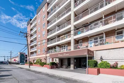 55 Monroe Boulevard #3P, Long Beach, NY 11561 - Photo 1