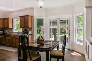 25 Esplanade Dr, Patchogue, NY 11772 - Photo 17