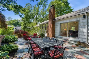 155 Birch Dr, East Hills, NY 11576 - Photo 27