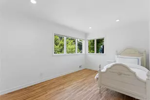 155 Birch Dr, East Hills, NY 11576 - Photo 19