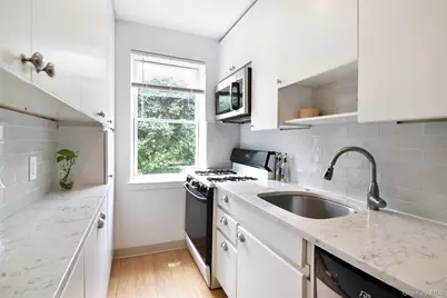 14 S Broadway #11-1A, Irvington, NY 10533 - Photo 5