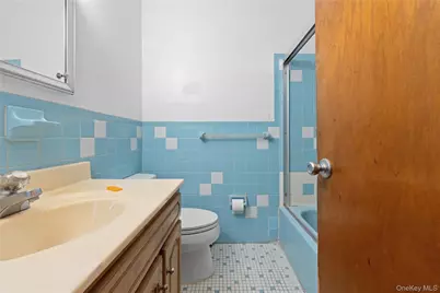 7442 43rd Avenue, Elmhurst, NY 11373 - Photo 15