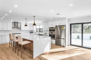 8 Allison Dr, Old Bethpage, NY 11804 - Photo 13