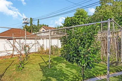 147-58 7th Avenue, Whitestone, NY 11357 - Photo 31