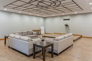 18 Navajo Ct, Coram, NY 11727 - Photo 13