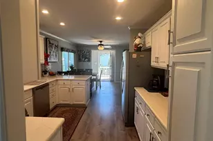 1661 Old Country, Riverhead, NY 11901 - Photo 15