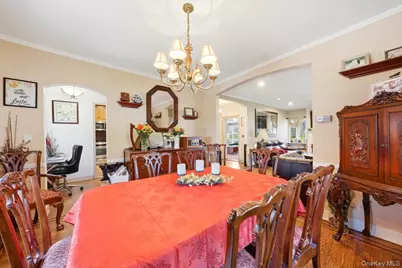 51 Cumberland Drive, Yonkers, NY 10704 - Photo 13