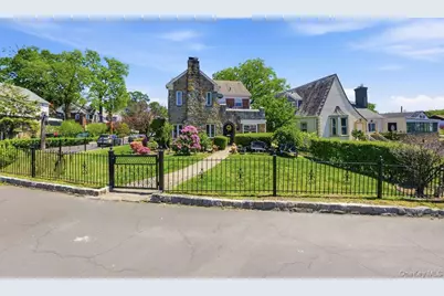 51 Cumberland Drive, Yonkers, NY 10704 - Photo 3