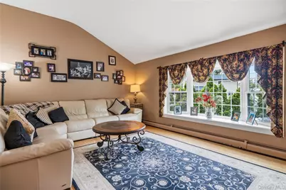 11 Edison Drive, South Huntington, NY 11746 - Photo 25