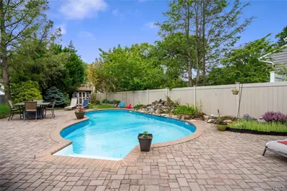 11 Edison Drive, South Huntington, NY 11746 - Photo 5