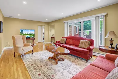 1662 Sherbourne Road, Valley Stream, NY 11580 - Photo 5