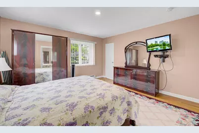 1662 Sherbourne Road, Valley Stream, NY 11580 - Photo 17