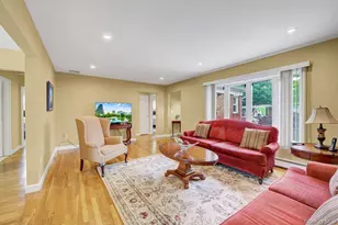 1662 Sherbourne Rd, Valley Stream, NY 11580 - Photo 9