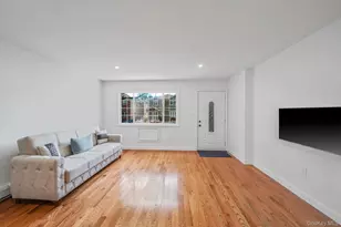 142-25 250th St, Rosedale, NY 11422 - Photo 9