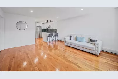 14225 250th Street, Rosedale, NY 11422 - Photo 7