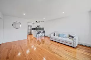 142-25 250th St, Rosedale, NY 11422 - Photo 7