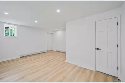 14225 250th Street, Rosedale, NY 11422 - Photo 31