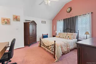 47 Forge Ln, Levittown, NY 11756 - Photo 25