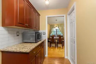 2211 Crompond Rd, Yorktown Heights, NY 10598 - Photo 11