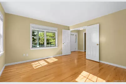 2211 Crompond Road, Yorktown Heights, NY 10598 - Photo 5