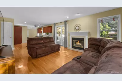 2211 Crompond Road, Yorktown Heights, NY 10598 - Photo 7