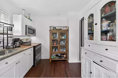 151 Saw Mill River Rd Aka 151 S Central Ave, Elmsford, NY 10523 - Photo 13