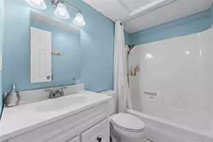 257 Cadman Ave, Babylon, NY 11702 - Photo 19